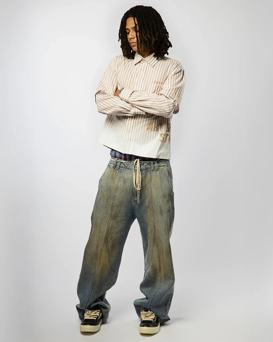 VISIONARY "MUDDY WASH" BAGGY JEANS