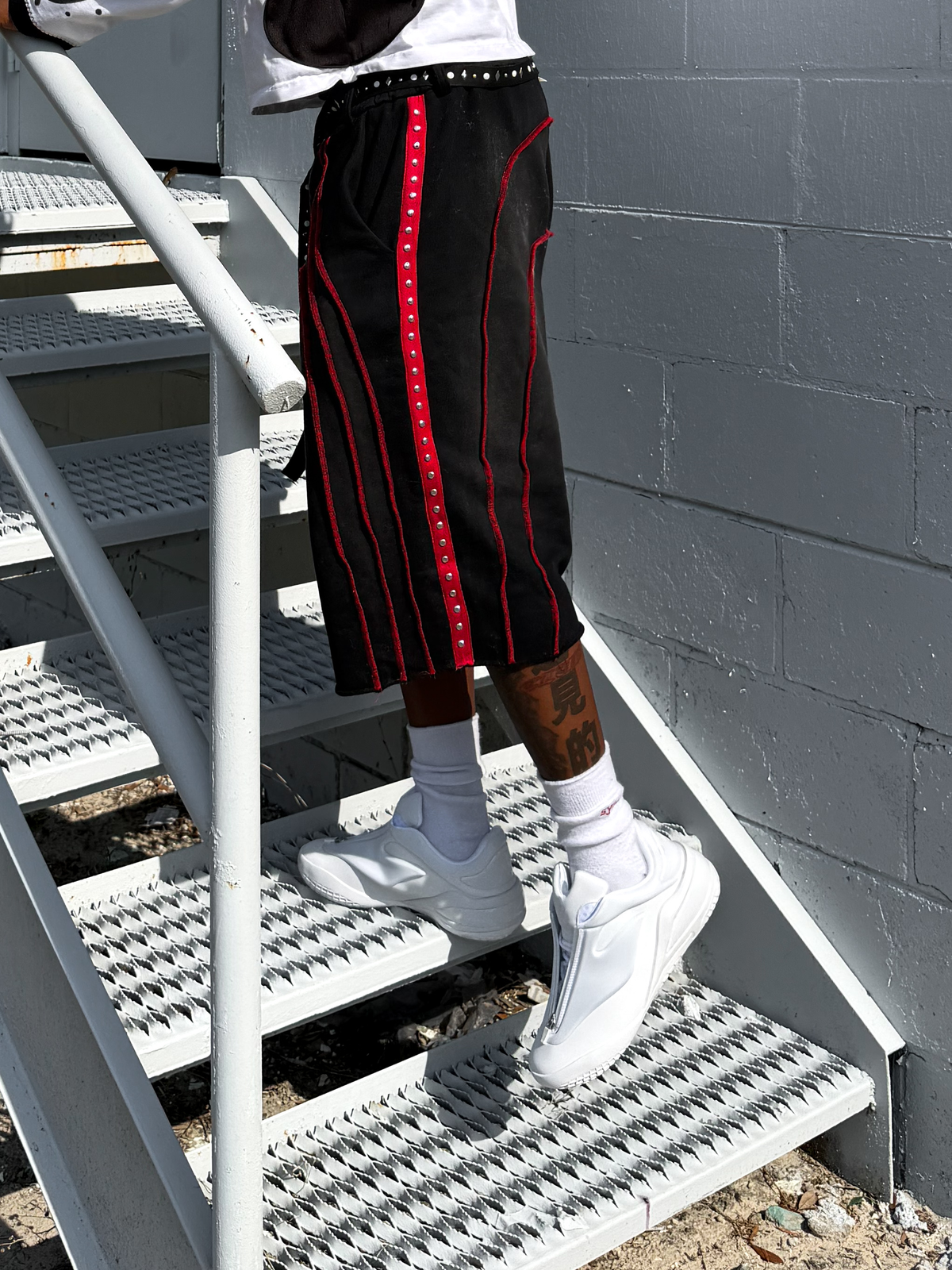 "INVERTED AURA" V2 SHORTS (INFERNO)