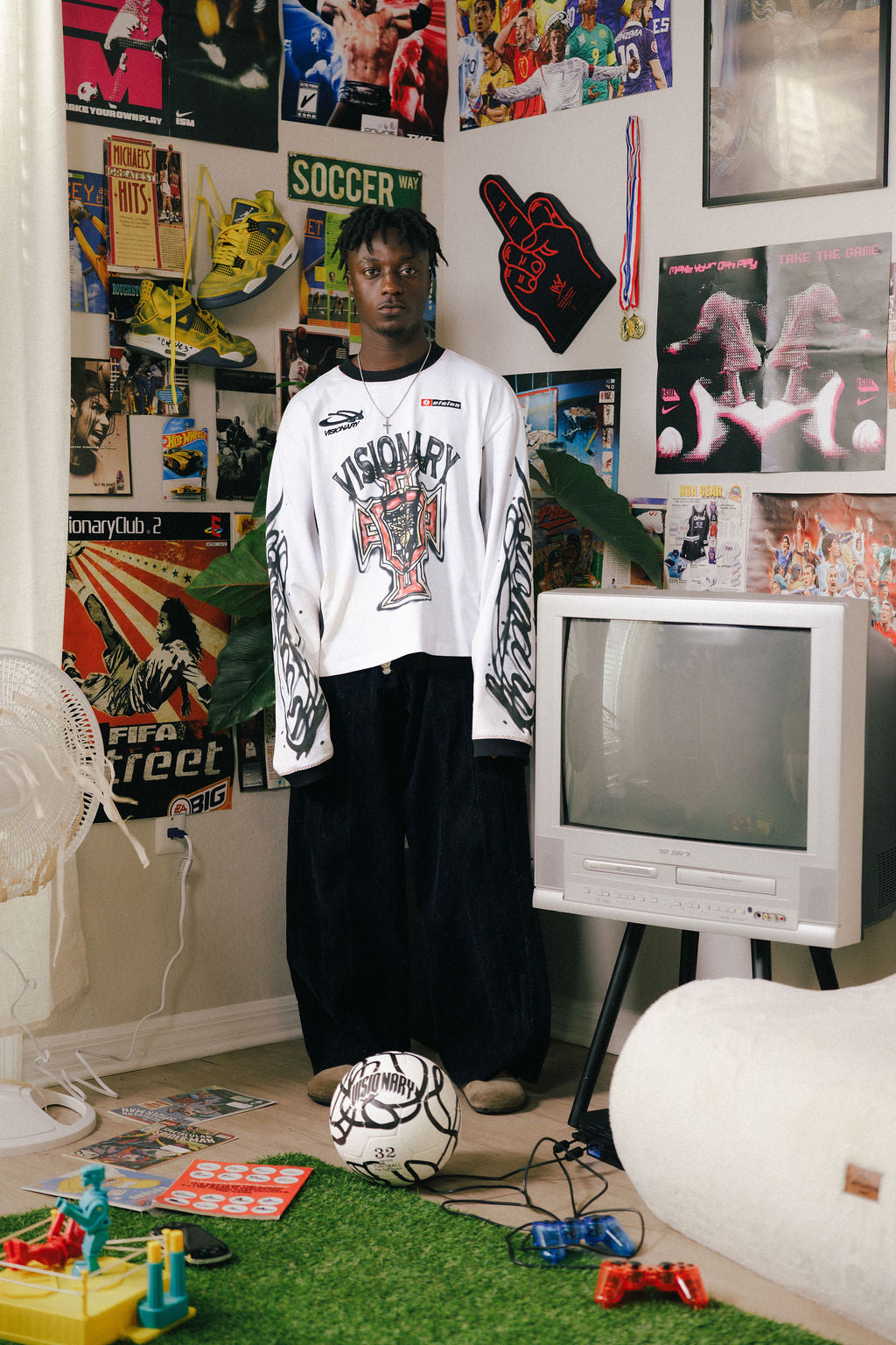 LEGENDS NEVER DIE BOXY L/S (RONALDO)