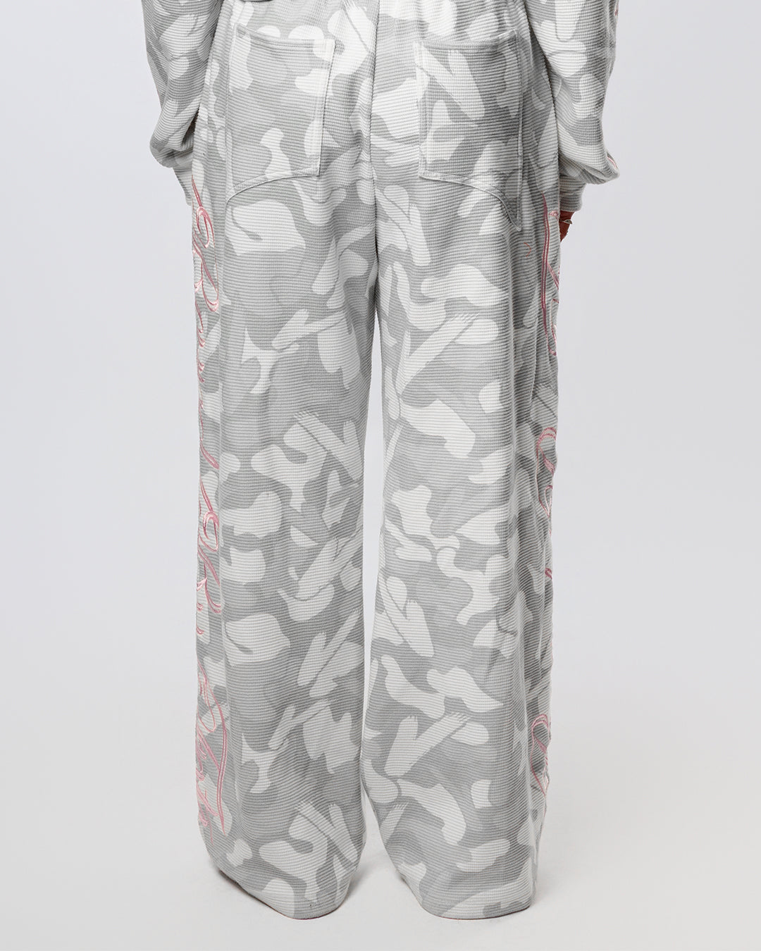 VISIONARY "BOUND BY FATE" CAMO SWEATS (WOMEN)