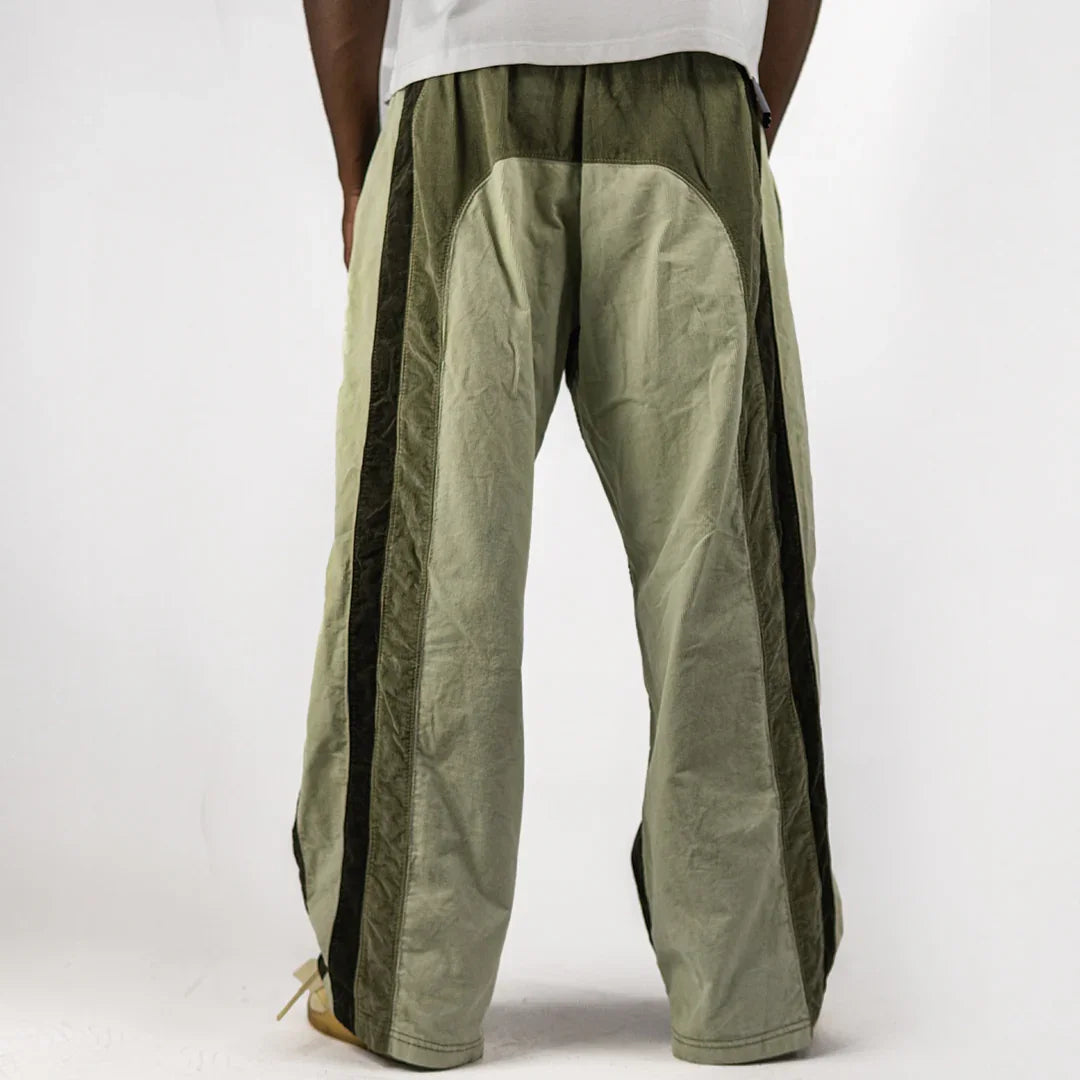 "RADIANT AURA" WIDE LEG SWEATS (TRIPLE JADE)