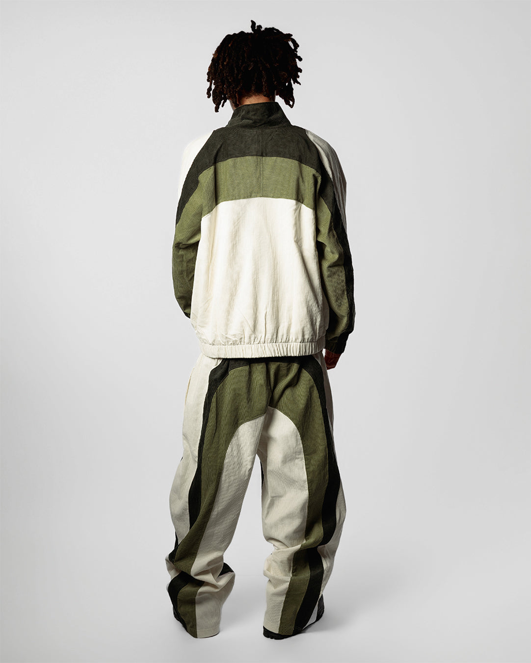 "RADIANT AURA" WIDE LEG SWEATS (TRIPLE JADE)