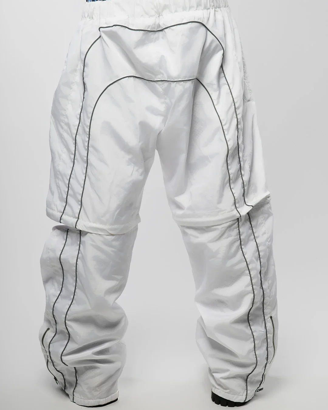 “RADIANT AURA” NYLON CONVERTIABLE PANTS (WHITE)