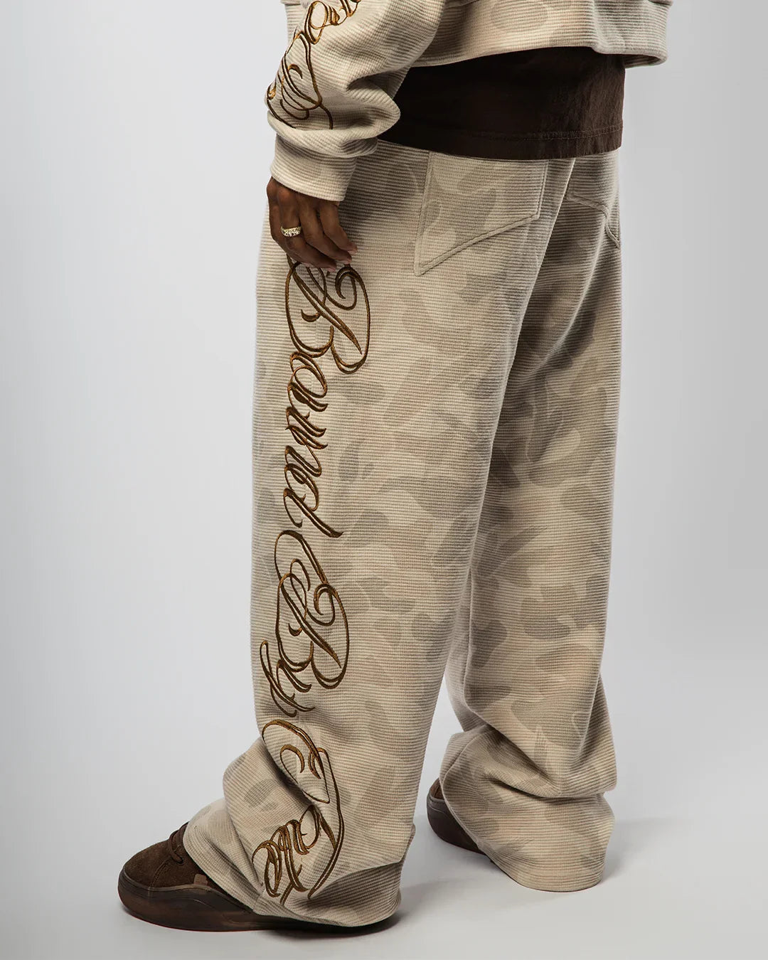VISIONARY "BOUND BY FATE" CAMO SWEATS