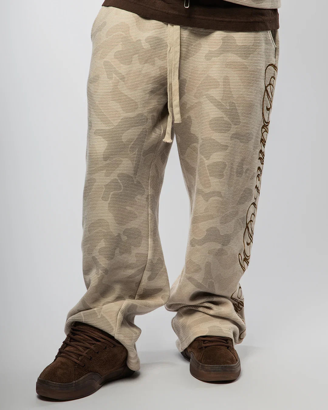 VISIONARY "BOUND BY FATE" CAMO SWEATS